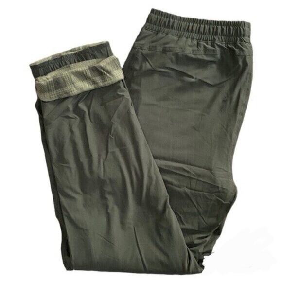 Eddie Bauer Pants - NEW Eddie Bauer Women's Fleece-Lined Pull-On Pants, purple, Size 10
